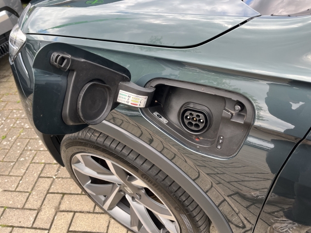 Tarraco FR 1.4 e-HYBRID AHK MEMORY PANO KLIMA BT NAVI