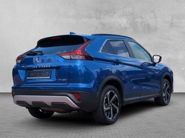 Eclipse Cross 2.4 Plug-in Hybrid 4WD Plus KAMERA NAVI LED GRA