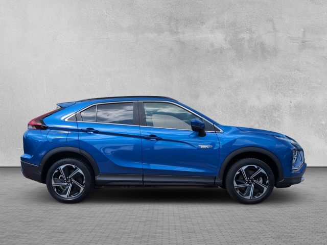 Eclipse Cross 2.4 Plug-in Hybrid 4WD Plus KAMERA NAVI LED GRA