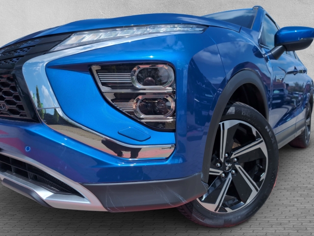 Eclipse Cross 2.4 Plug-in Hybrid 4WD Plus KAMERA NAVI LED GRA