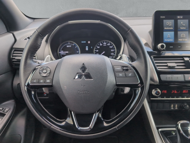 Eclipse Cross 2.4 Plug-in Hybrid 4WD Plus KAMERA NAVI LED GRA