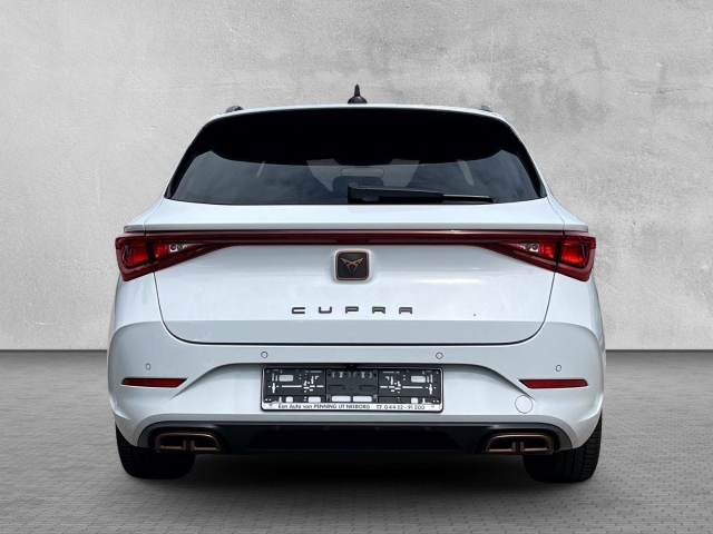Leon ST VZ e-Hybrid FULL-LINK ACC Klima PDC Navi LED BT DAB