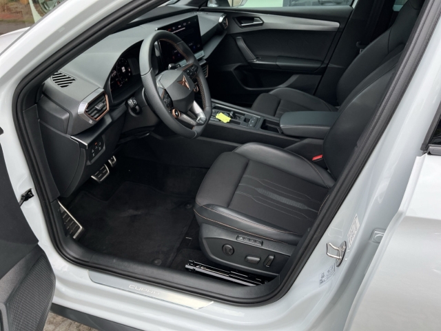 Leon ST VZ e-Hybrid FULL-LINK ACC Klima PDC Navi LED BT DAB