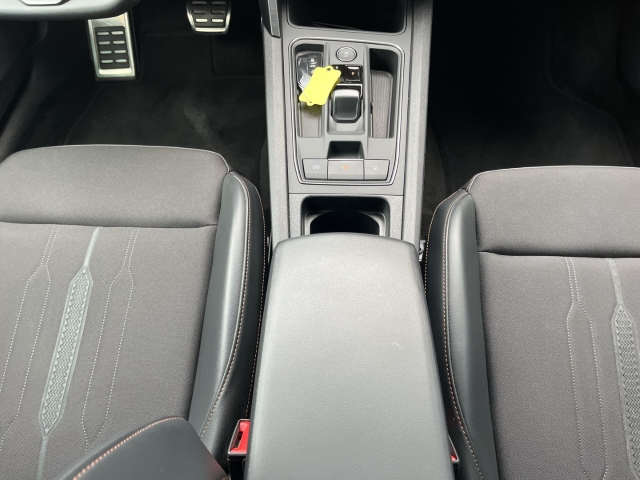 Leon ST VZ e-Hybrid FULL-LINK ACC Klima PDC Navi LED BT DAB