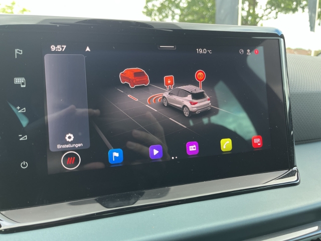 Arona Xperience 1.0 TSI DSG PDC KAMERA FULL-LINK