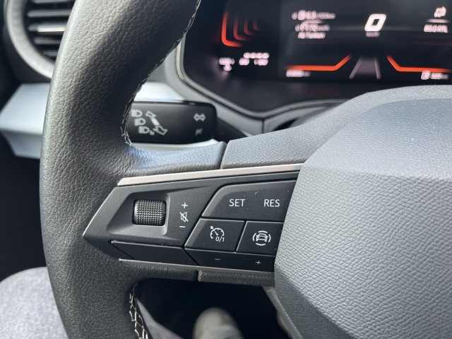 Ibiza Style 1.0 TSI Navi LED Apple CarPlay Klima PDC SHZ BT