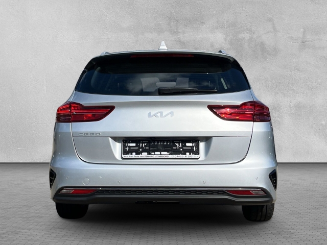 Cee'd SW Vision 1.5T DCT7 KOMF NAV KLIMA