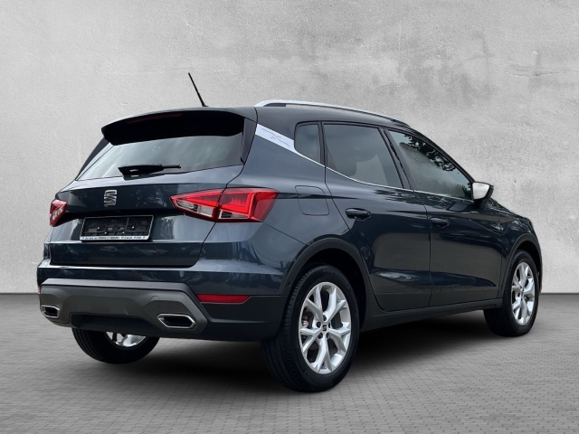Arona FR 1.0 TSI DSG Full-LINK ACC LED BT KLIMA SHZ PDC