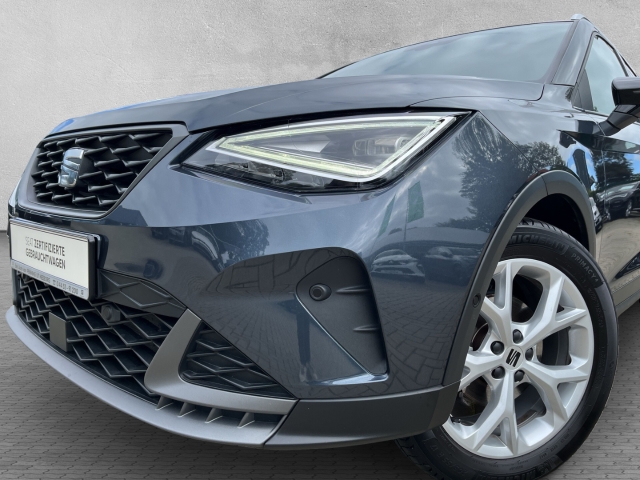Arona FR 1.0 TSI DSG Full-LINK ACC LED BT KLIMA SHZ PDC