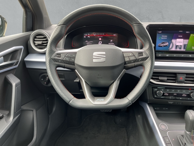 Arona FR 1.0 TSI DSG Full-LINK ACC LED BT KLIMA SHZ PDC