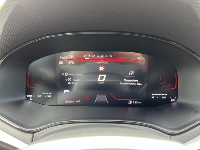 Arona FR 1.0 TSI DSG Full-LINK ACC LED BT KLIMA SHZ PDC