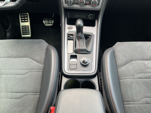 Ateca FR 1.5 TSI DSG AHK Navi LED Full-Link Klima BT ACC
