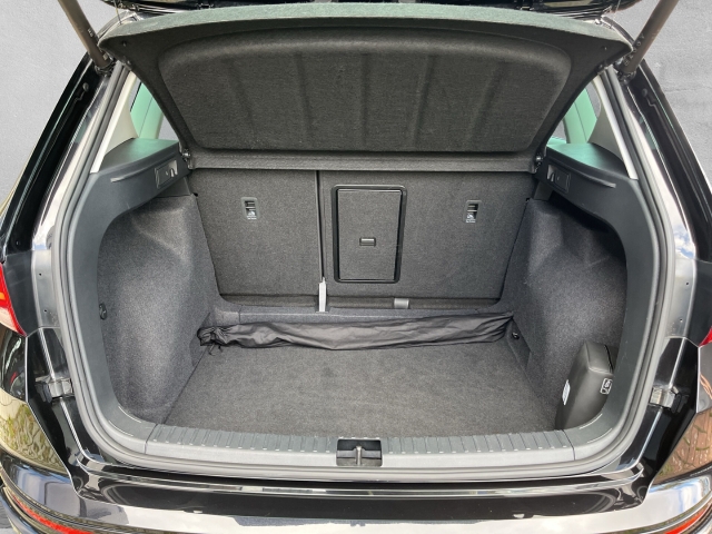 Ateca FR 1.5 TSI DSG AHK Navi LED Full-Link Klima BT ACC