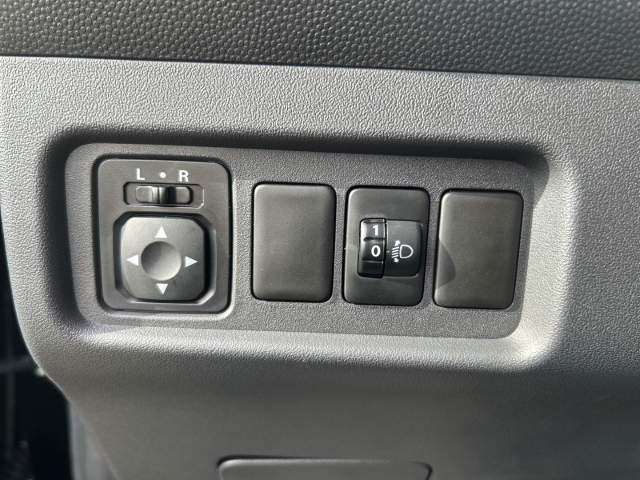 Space Star / UPE: 16.730,-  / 1,2l SELECT KLIMA ISOFIX DAB+ BLUETOOTH USB