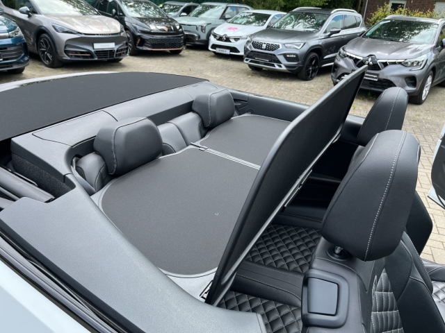 T-Roc Cabriolet R-Line 1.5 TSI Black-Style Beats ACC