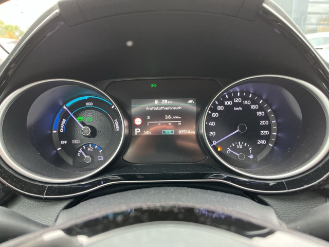 XCee'd 1.6 PHEV SPIRIT NAVIGATION SITZKOMFORT PAK. LED GRA
