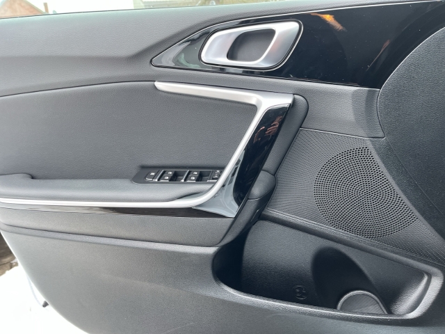 Cee'd SW 1.6 PHEV VISION KOMFORT NAVI ADA