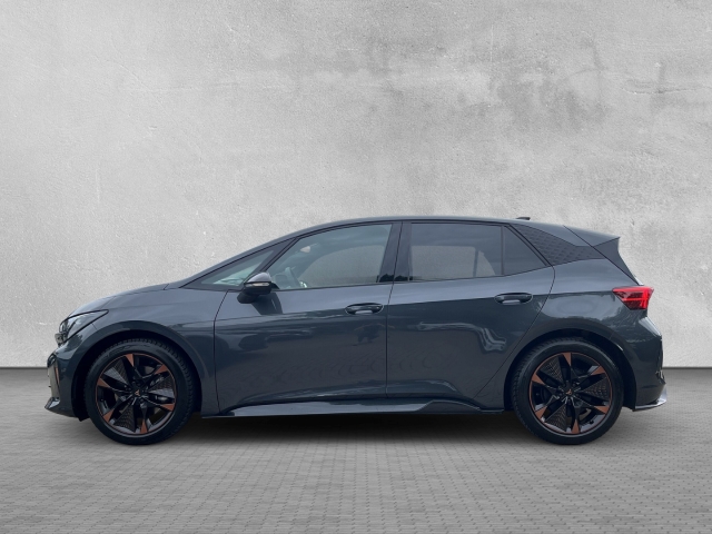 Born 58 kWh / UPE: 45.710,- / BIKE-RACK GJR EDGE NAVI