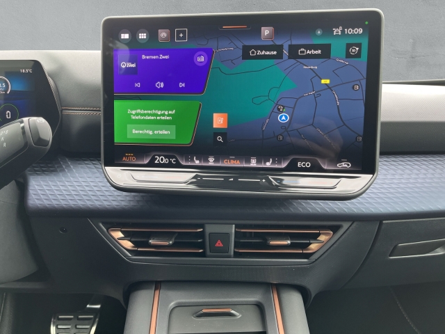 Born 58 kWh / UPE: 45.710,- / BIKE-RACK GJR EDGE NAVI