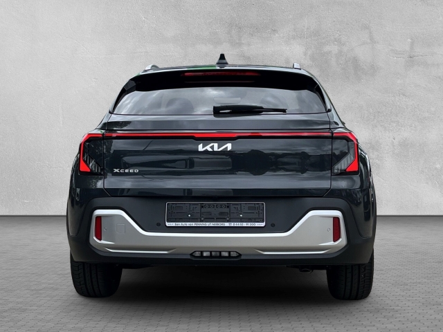 XCee'd PE2 Spirit / UPE: 40.540,- / 1.6T SD ADV Sitz-Pak.