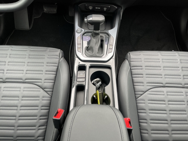 XCee'd PE2 Spirit / UPE: 40.540,- / 1.6T SD ADV Sitz-Pak.