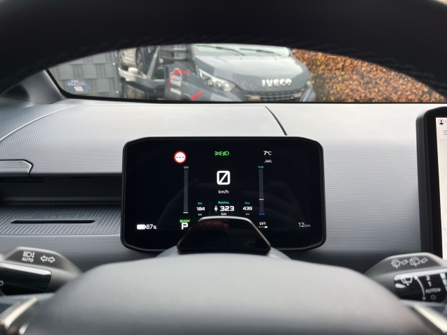 PV5 ELITE 71.2 / UPE: 51.280,- / ACC 360° NAVI LED STANDHZG.