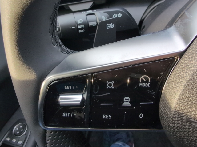 Eclipse Cross / UPE: 60.530,-  / LUXURY-PAK. 87 kWh