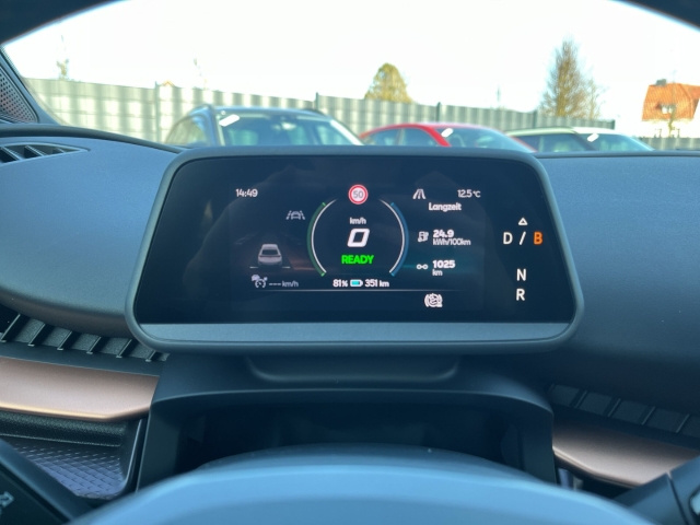 Tavascan Endurance / UPE: 58.850,- / LED KLIMA NAVI ACC BT