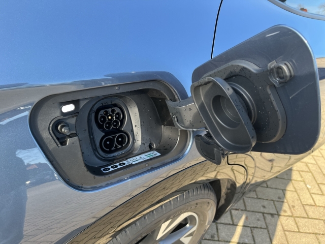 Tavascan Endurance / UPE: 58.850,- / LED KLIMA NAVI ACC BT