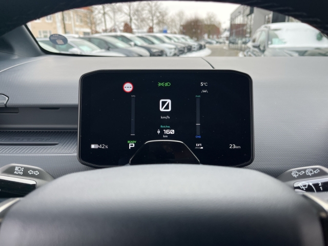 PV5 ELITE 71.2 / UPE: 51.280,- / ACC 360° NAVI LED STANDHZG.