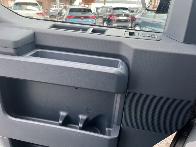 PV5 ELITE 71.2 / UPE: 51.280,- / ACC 360° NAVI LED STANDHZG.