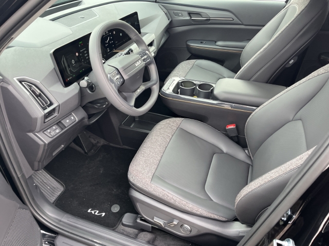 EV5 81,4 kWh EARTH / UPE: 53.050,- / DRIVE LED