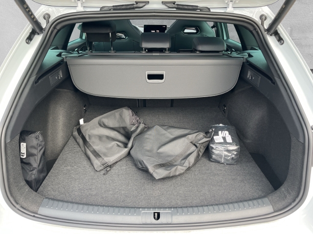 Leon ST VZ PHEV / UPE: 57.920,-  / LEDER KLIMA FULL-LINK