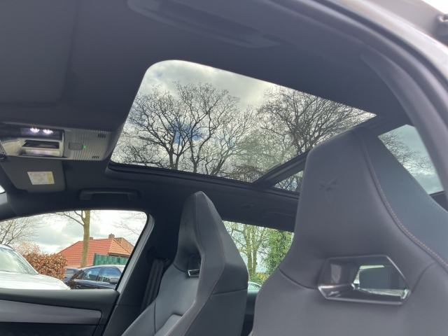 Leon ST VZ PHEV / UPE: 57.920,-  / LEDER KLIMA FULL-LINK