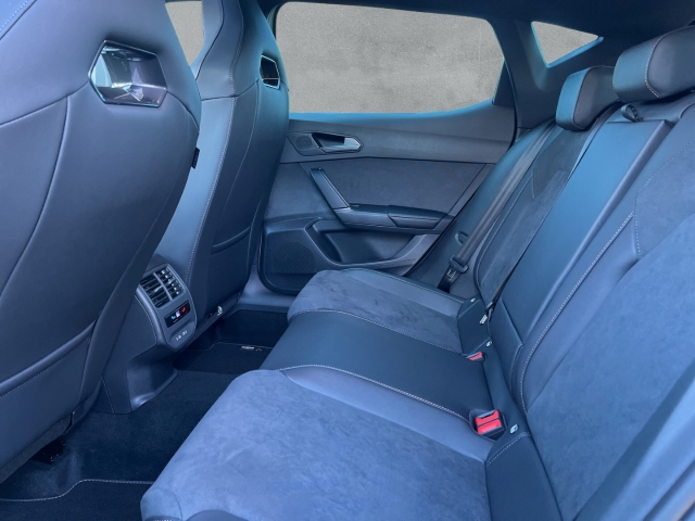 Leon VZ 1.5 PHEV / UPE: 57.260,-  / Matrix-LED Full-Link