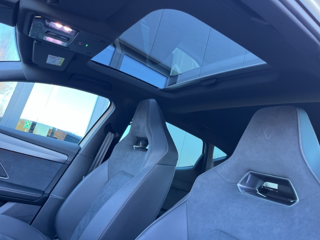 Leon VZ 1.5 PHEV / UPE: 57.260,-  / Matrix-LED Full-Link