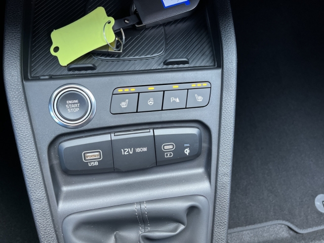 Stonic 1.0T 48V SPIRIT / UPE: 29.570,- / LED GRA NAV KAMERA