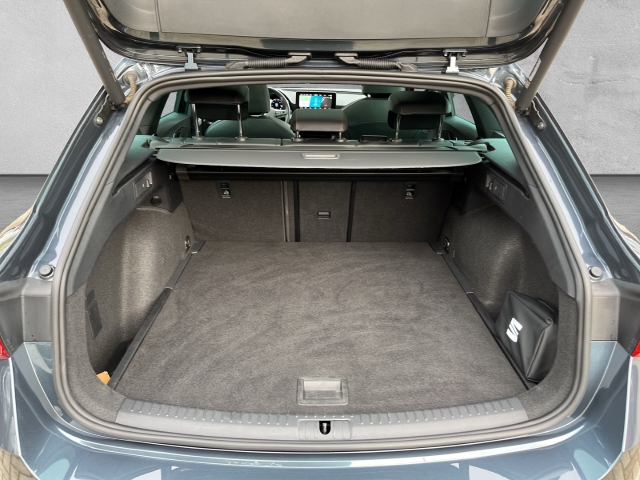 Leon Sportstourer FR 2.0 TDI PANO FULL LINK NAVI MEMORY ACC