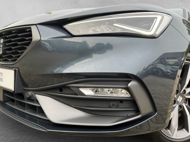 Leon Sportstourer FR 2.0 TDI PANO FULL LINK NAVI MEMORY ACC