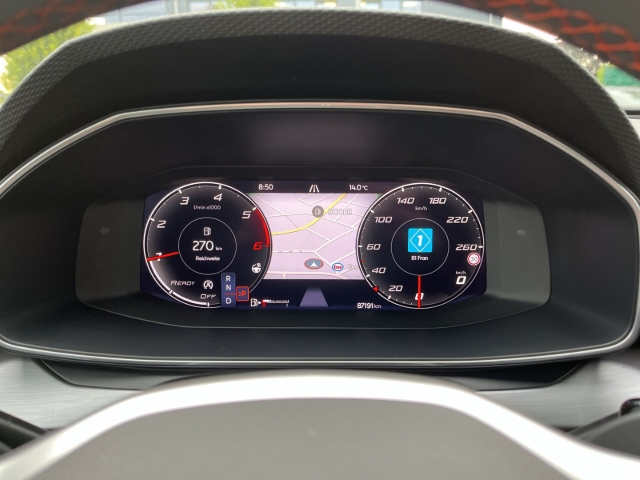 Leon Sportstourer FR 2.0 TDI PANO FULL LINK NAVI MEMORY ACC