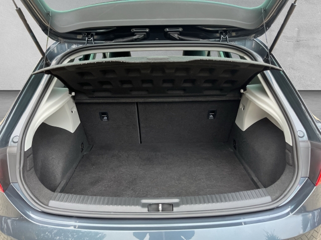 Leon FR 1.5 TSI FULL LINK ACC AMBIENTE LED BT SITZHEIZUNG