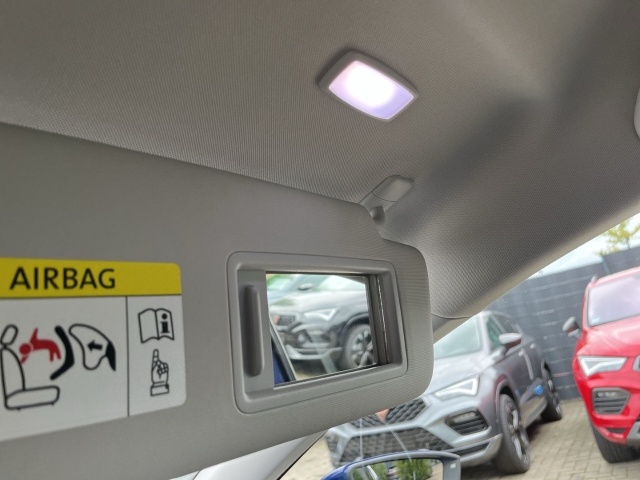 Leon Xcellence 1.5 TGI (ERDGAS) LED FULL LINK BT LICHTSENSOR