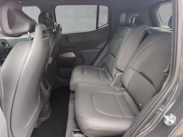 EV2 61-kWh 4S Black-Line / NP: 45.990,-  / 22AC DWP COM