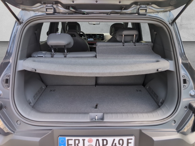 EV2 61-kWh 4S Black-Line / NP: 45.990,-  / 22AC DWP COM