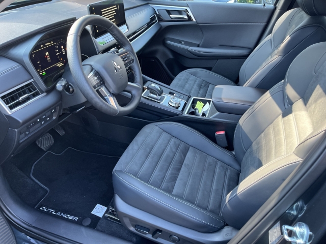 Outlander INTRO / UPE: 57.230,-  / 2.4 PHEV LED ACC