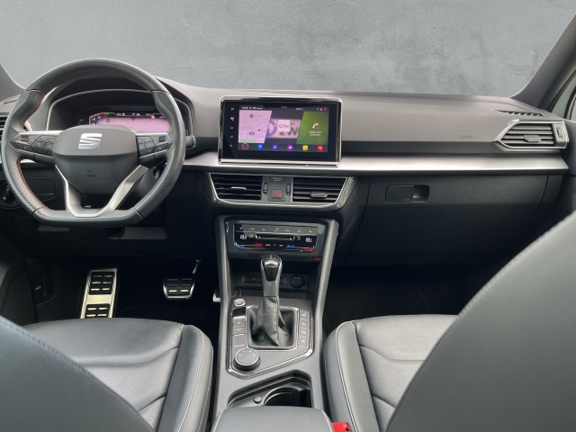 Tarraco FR 1.4 e-HYBRID Panorama AHK-klappbar BT ACC LED