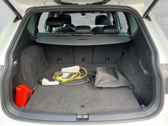 Tarraco FR 1.4 e-HYBRID Panorama AHK-klappbar BT ACC LED